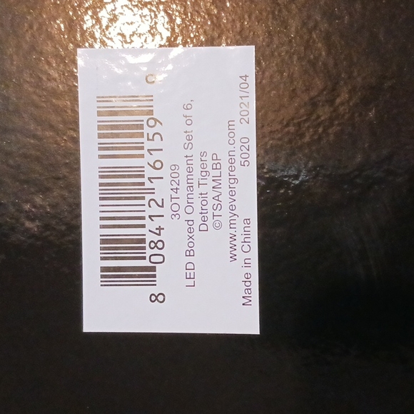 Detroit Tigers LED Ball Ornaments - Picture 5 of 7